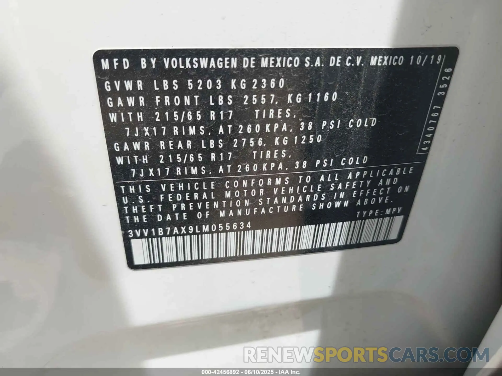 9 Photograph of a damaged car 3VV1B7AX9LM055634 VOLKSWAGEN TIGUAN 2020