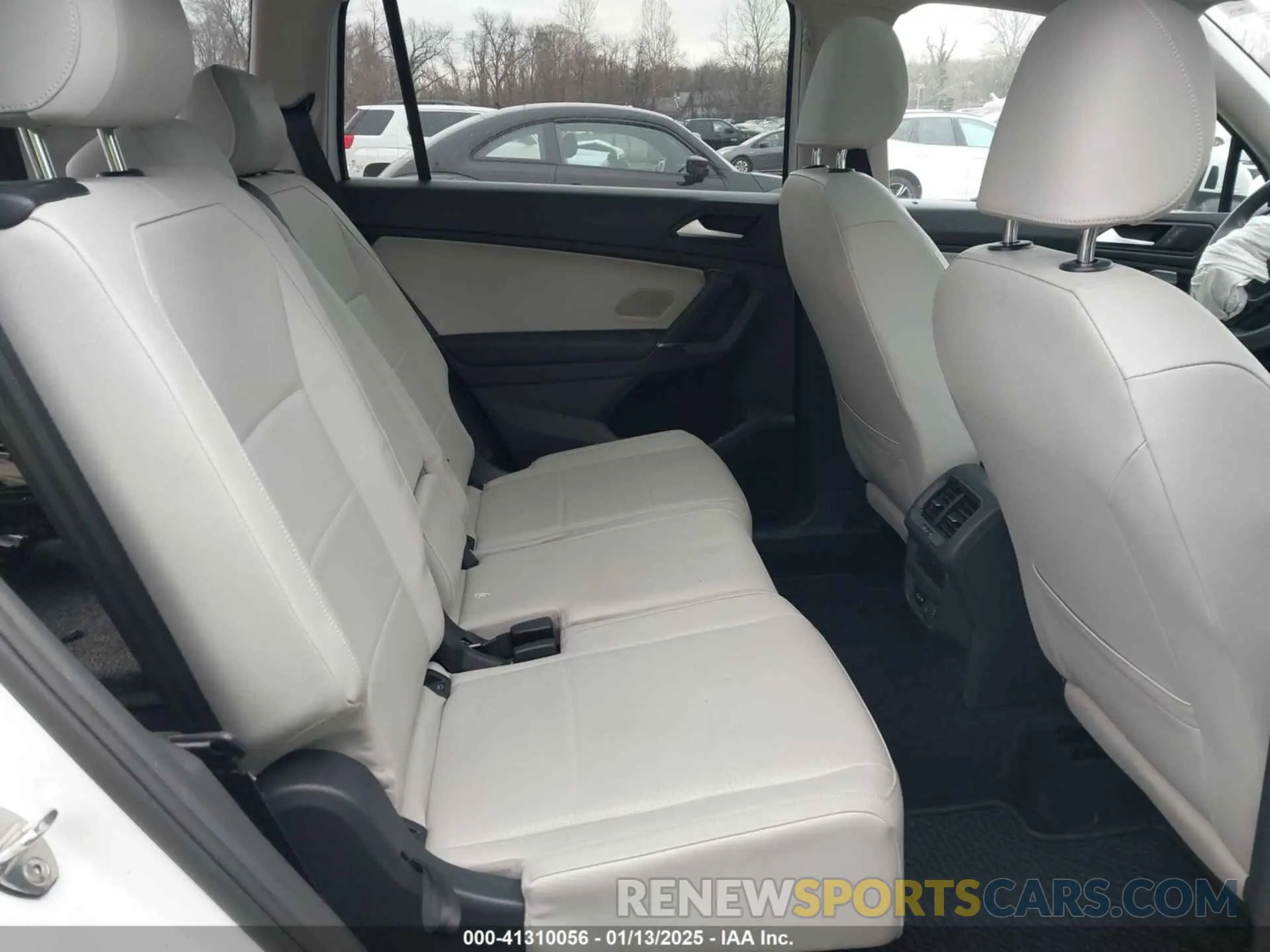 8 Фотография поврежденного автомобиля 3VV2B7AX0LM075033 VOLKSWAGEN TIGUAN 2020