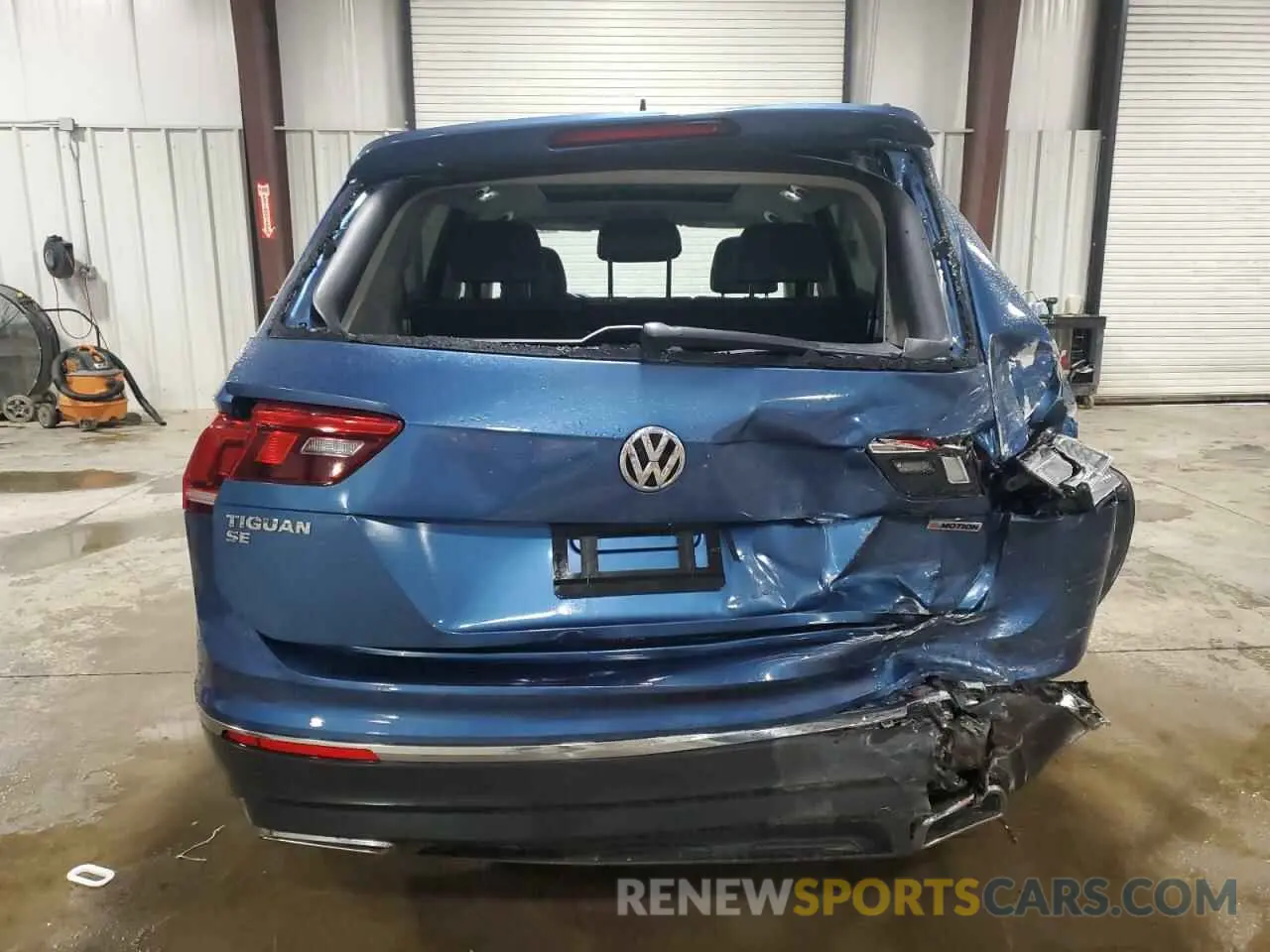 6 Photograph of a damaged car 3VV2B7AX1LM038055 VOLKSWAGEN TIGUAN 2020