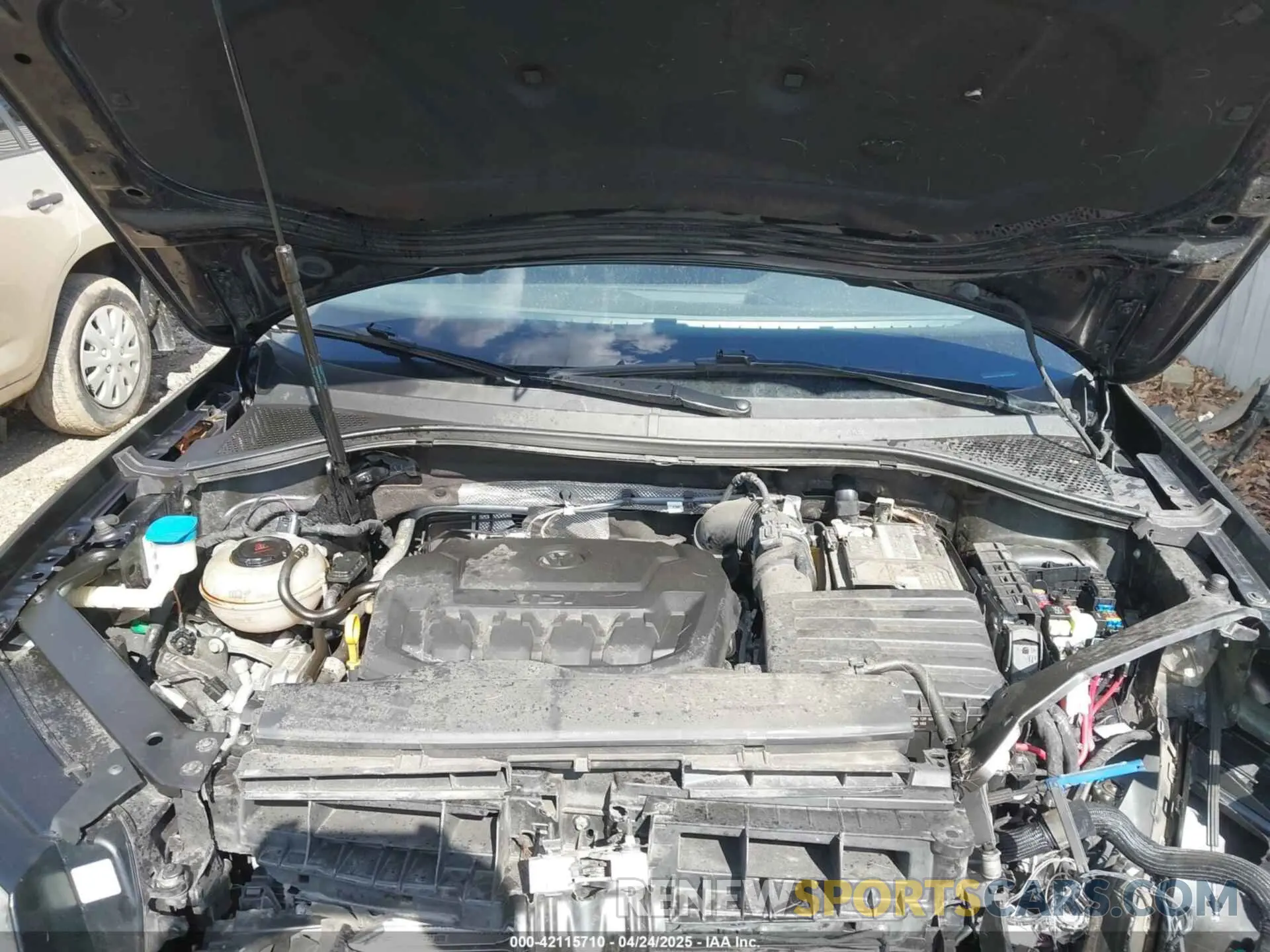 10 Фотография поврежденного автомобиля 3VV2B7AX1LM043109 VOLKSWAGEN TIGUAN 2020