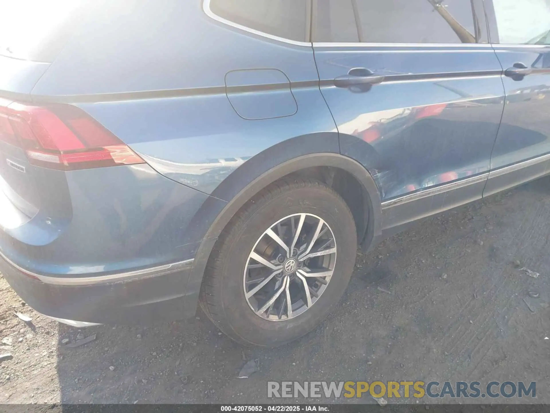6 Фотография поврежденного автомобиля 3VV2B7AX2LM017277 VOLKSWAGEN TIGUAN 2020