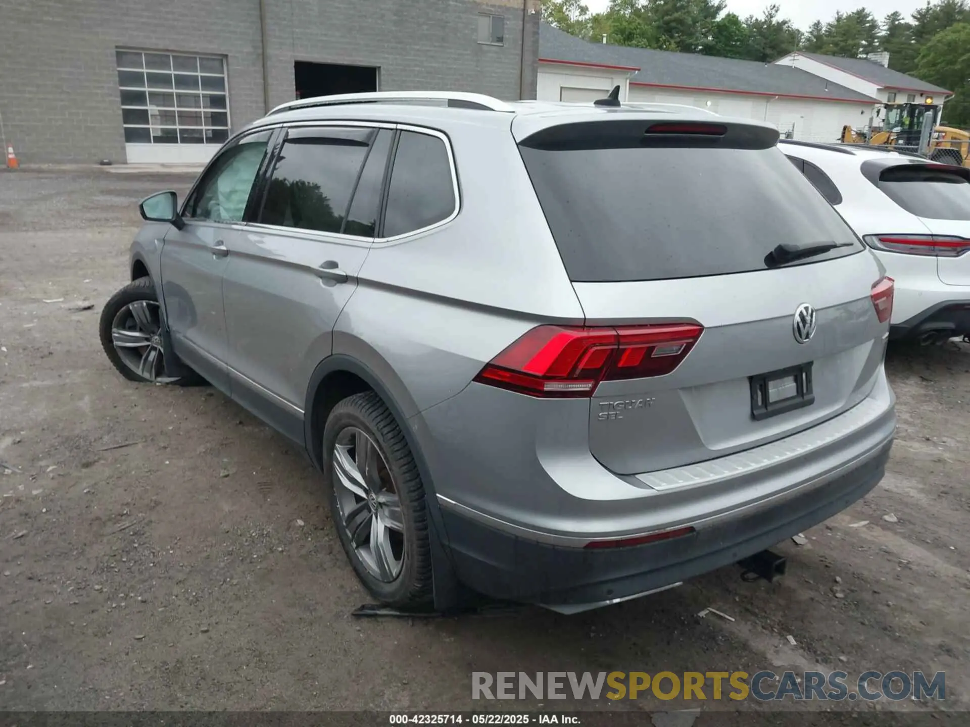 14 Фотография поврежденного автомобиля 3VV2B7AX2LM022477 VOLKSWAGEN TIGUAN 2020
