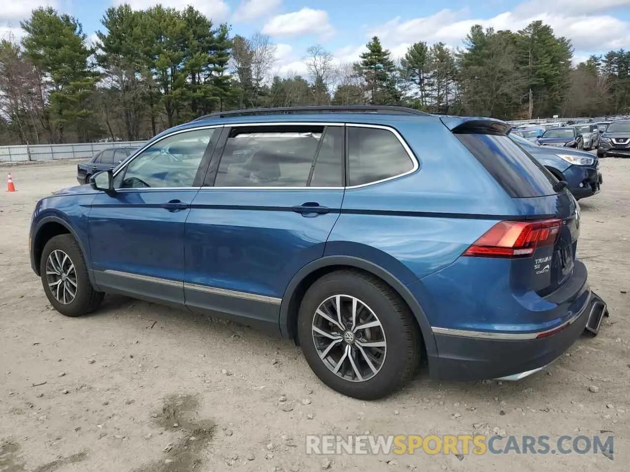 2 Photograph of a damaged car 3VV2B7AX3LM038039 VOLKSWAGEN TIGUAN 2020