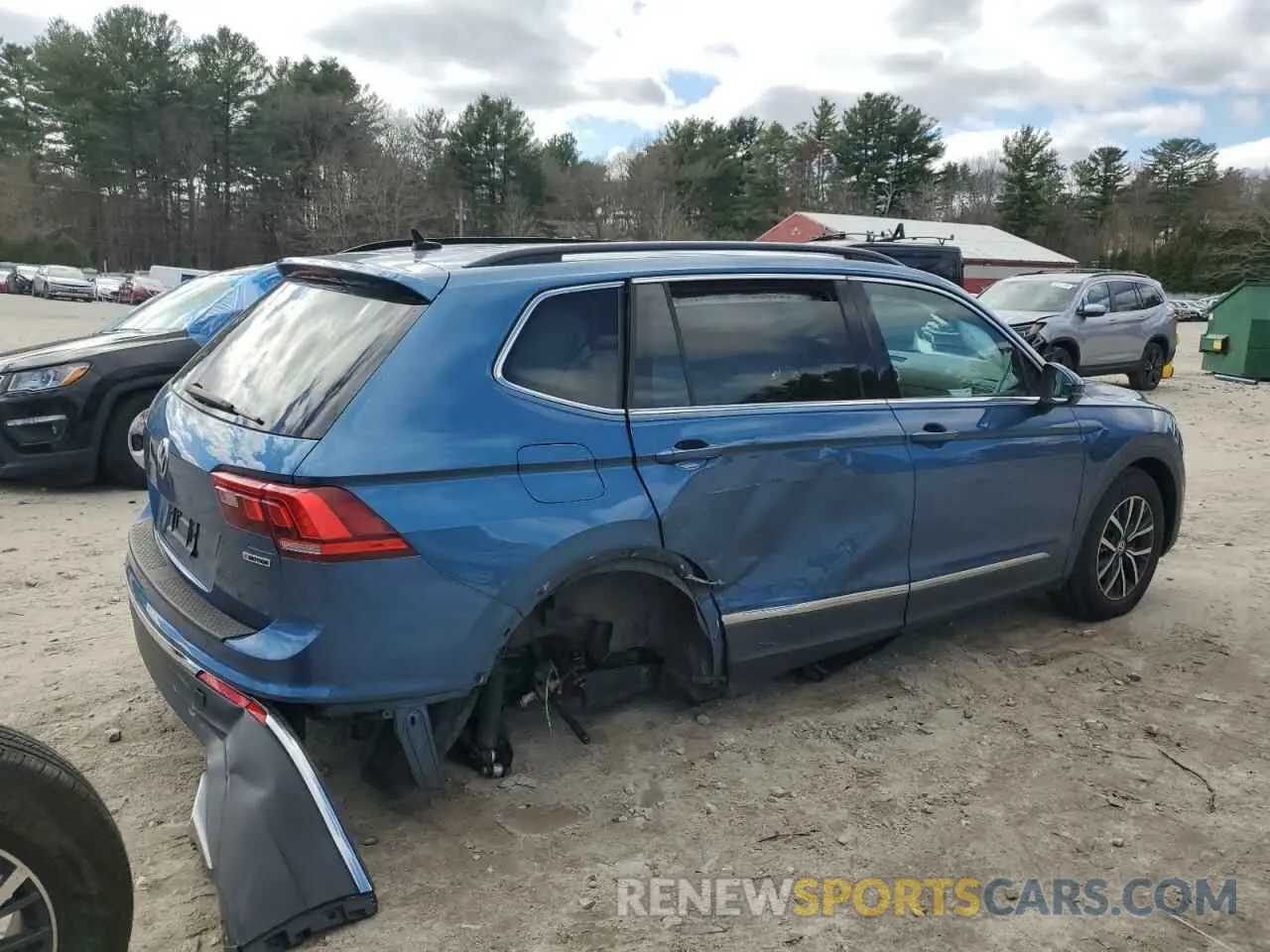 3 Photograph of a damaged car 3VV2B7AX3LM038039 VOLKSWAGEN TIGUAN 2020