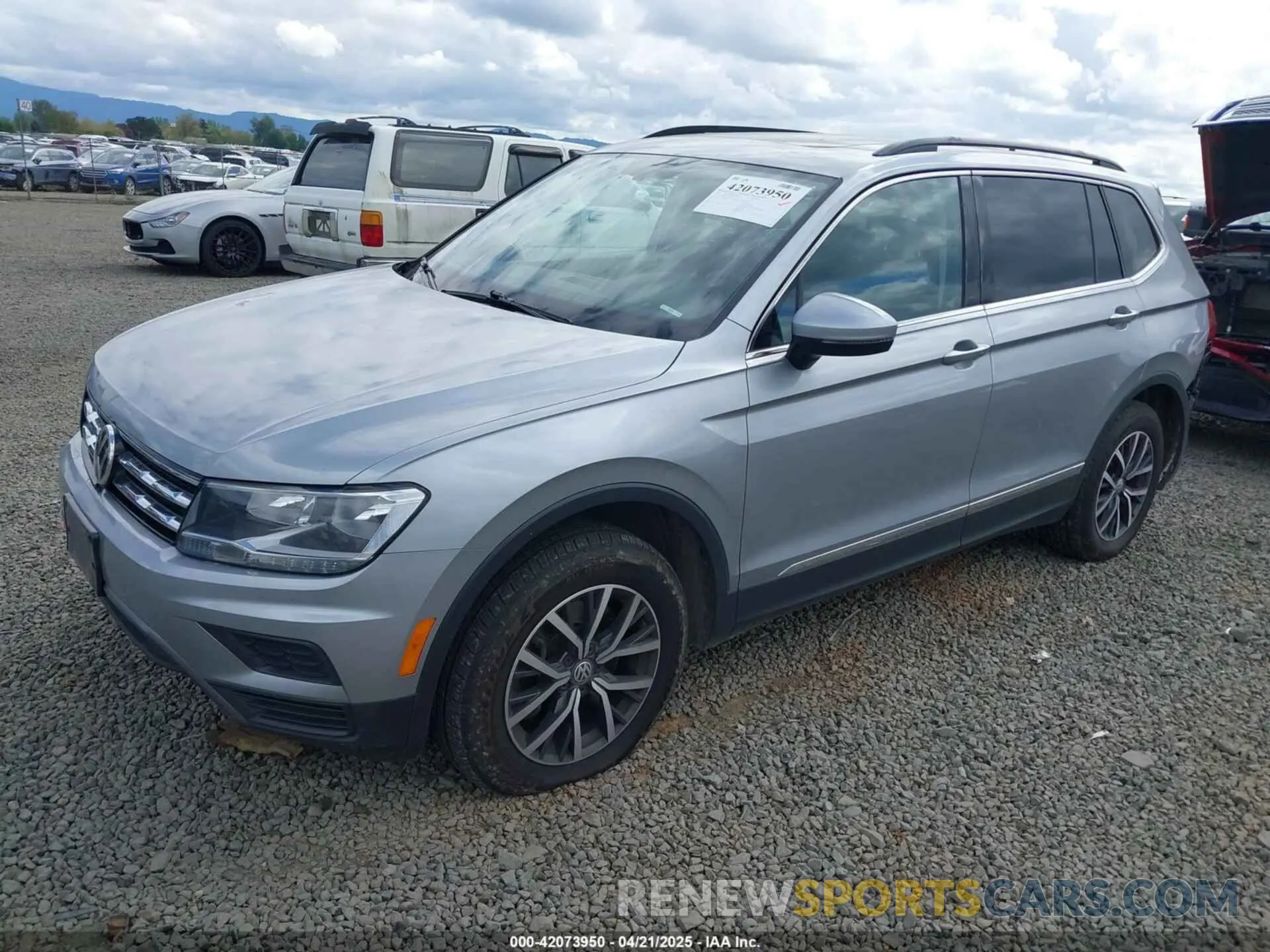 2 Photograph of a damaged car 3VV2B7AX3LM067542 VOLKSWAGEN TIGUAN 2020