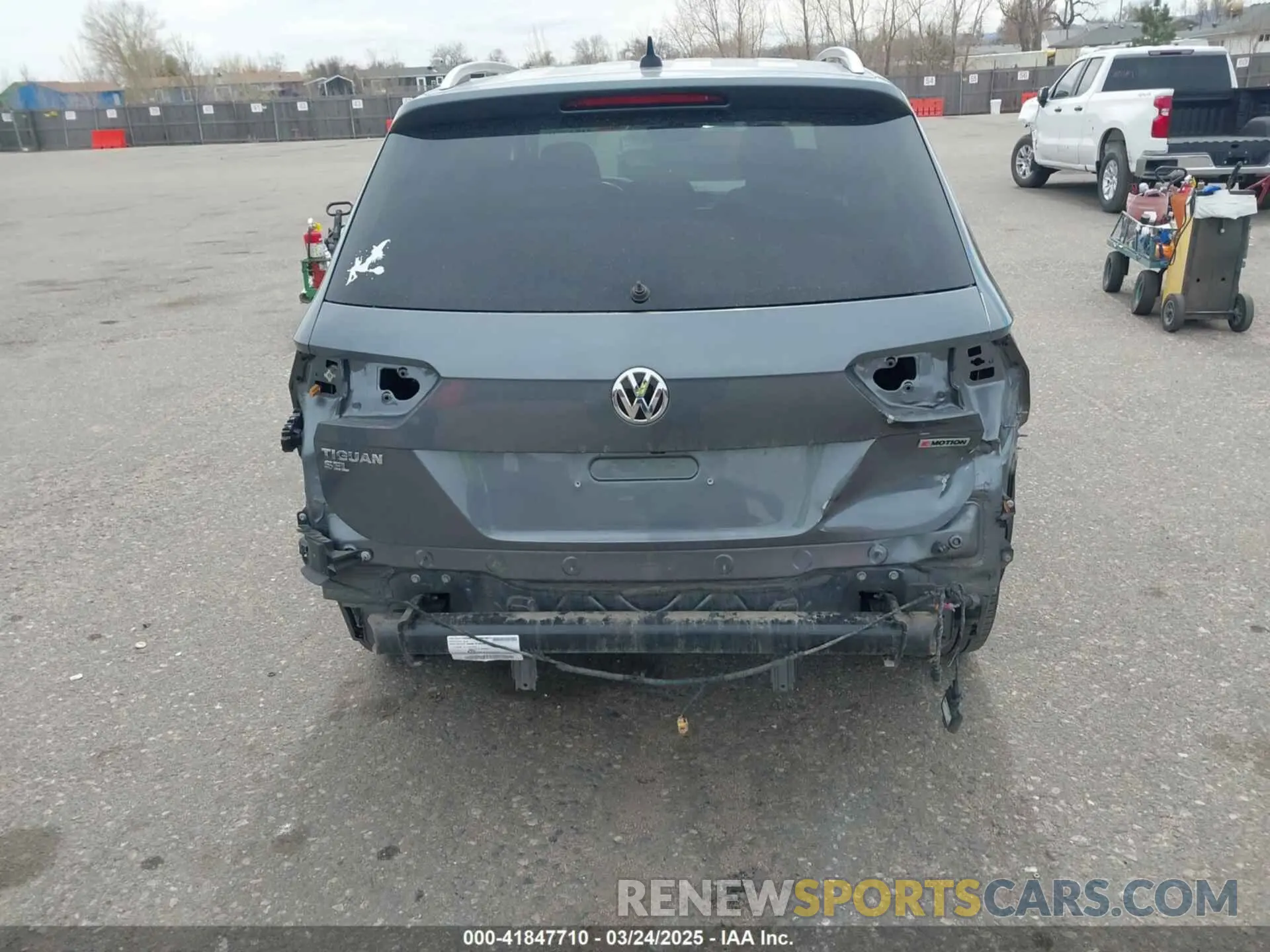17 Фотография поврежденного автомобиля 3VV2B7AX3LM103195 VOLKSWAGEN TIGUAN 2020