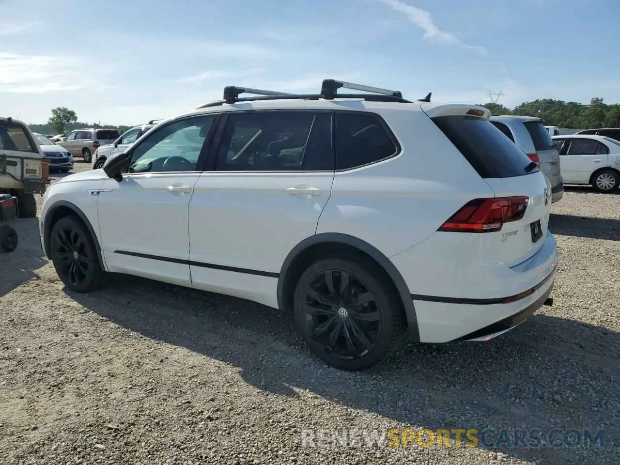 2 Фотография поврежденного автомобиля 3VV2B7AX3LM118621 VOLKSWAGEN TIGUAN 2020