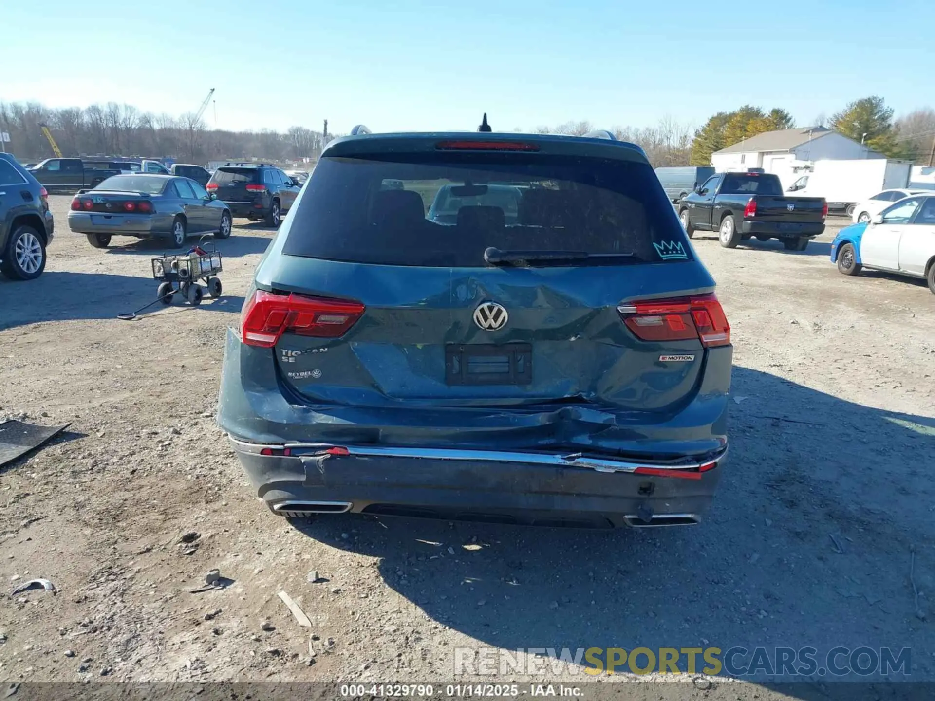 16 Фотография поврежденного автомобиля 3VV2B7AX3LM151148 VOLKSWAGEN TIGUAN 2020