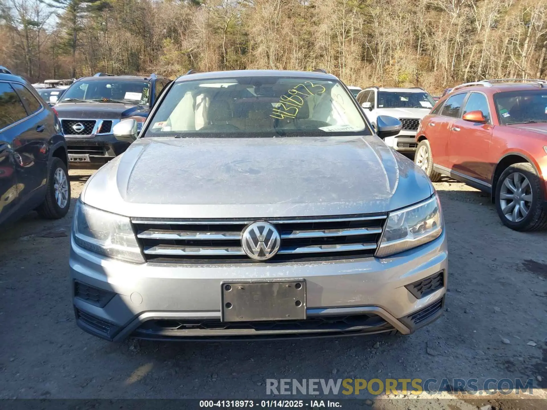 12 Photograph of a damaged car 3VV2B7AX4LM021217 VOLKSWAGEN TIGUAN 2020