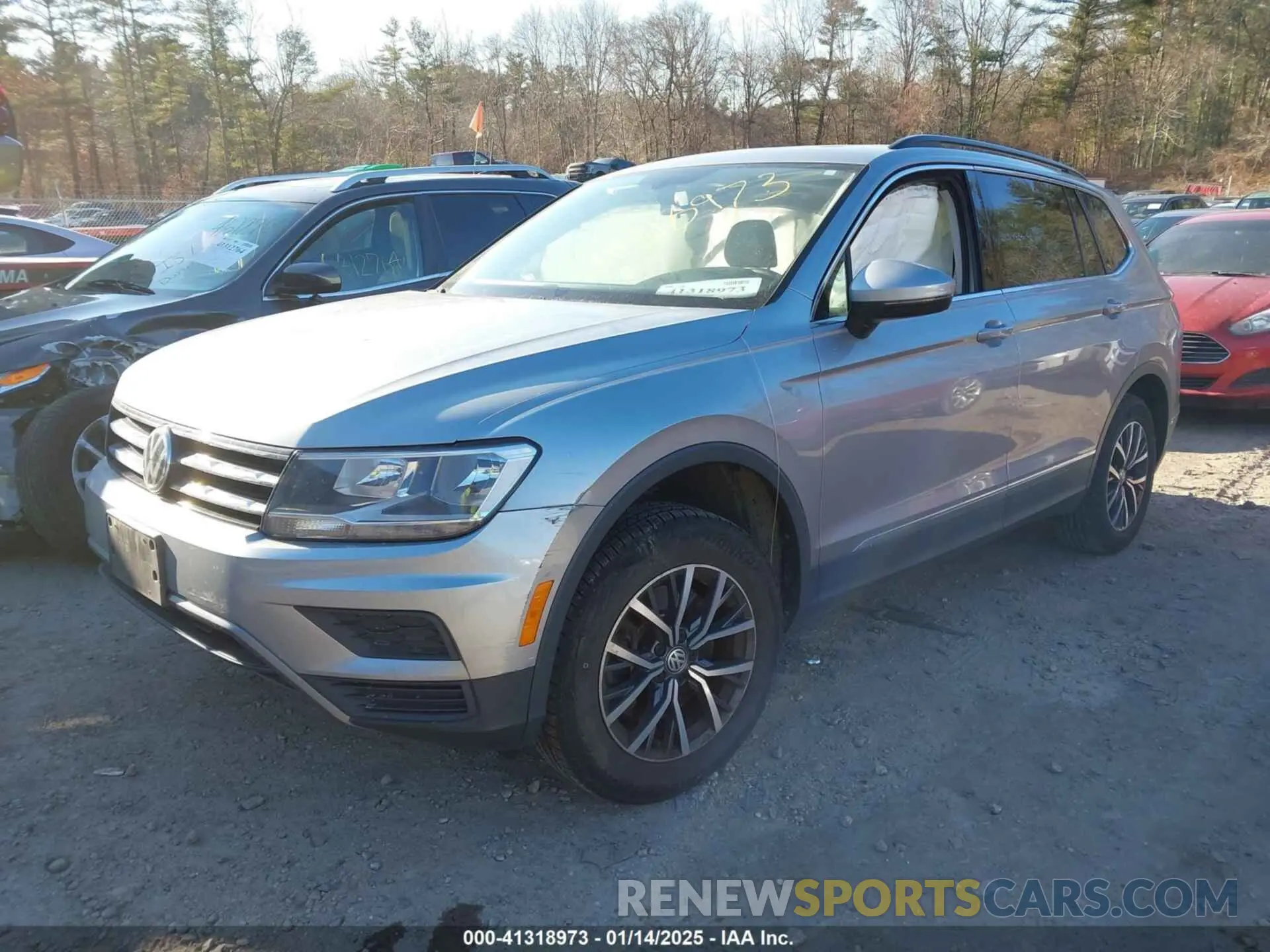 2 Photograph of a damaged car 3VV2B7AX4LM021217 VOLKSWAGEN TIGUAN 2020