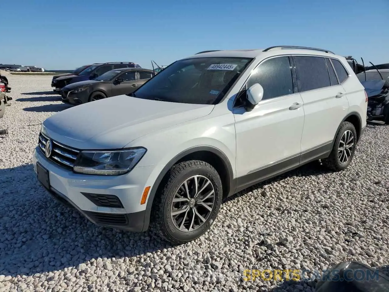 1 Photograph of a damaged car 3VV2B7AX4LM025185 VOLKSWAGEN TIGUAN 2020