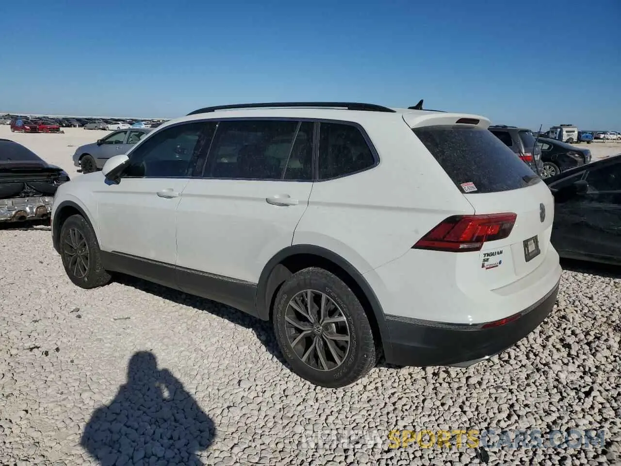 2 Photograph of a damaged car 3VV2B7AX4LM025185 VOLKSWAGEN TIGUAN 2020