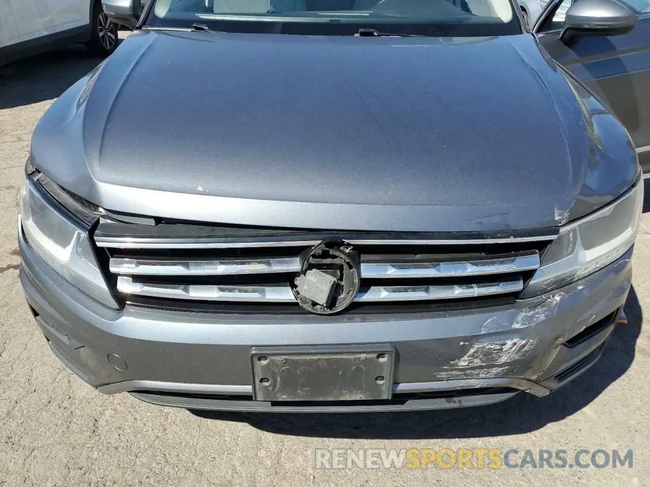 12 Фотография поврежденного автомобиля 3VV2B7AX4LM063239 VOLKSWAGEN TIGUAN 2020