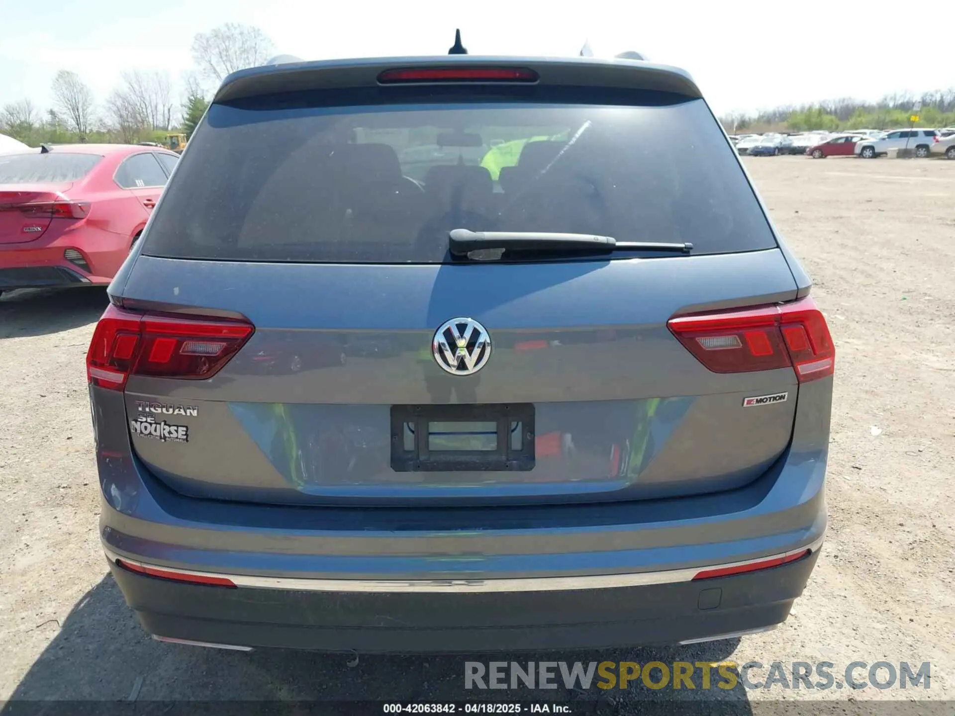 16 Фотография поврежденного автомобиля 3VV2B7AX4LM074385 VOLKSWAGEN TIGUAN 2020