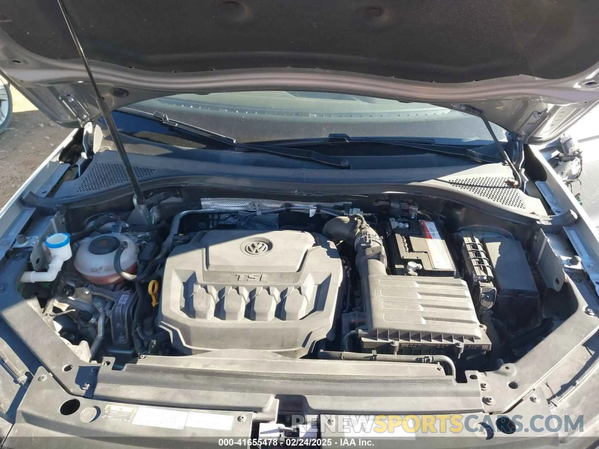 10 Фотография поврежденного автомобиля 3VV2B7AX4LM081188 VOLKSWAGEN TIGUAN 2020