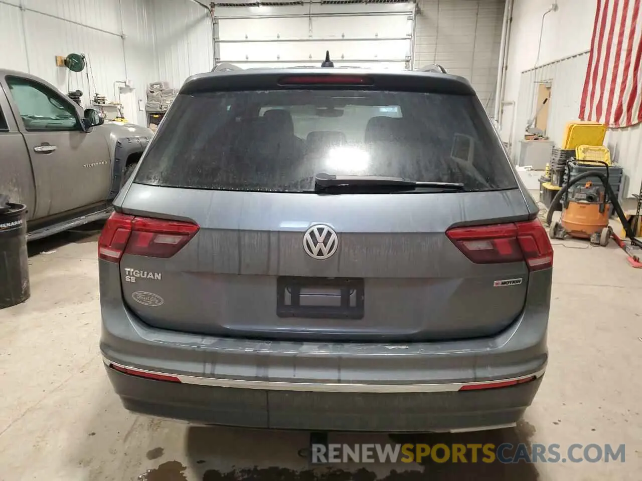 6 Фотография поврежденного автомобиля 3VV2B7AX4LM093194 VOLKSWAGEN TIGUAN 2020