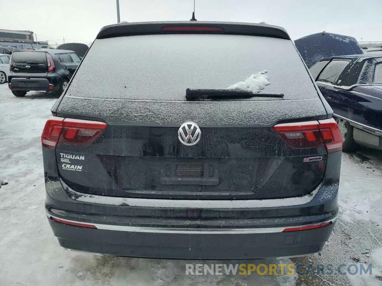6 Photograph of a damaged car 3VV2B7AX4LM114786 VOLKSWAGEN TIGUAN 2020