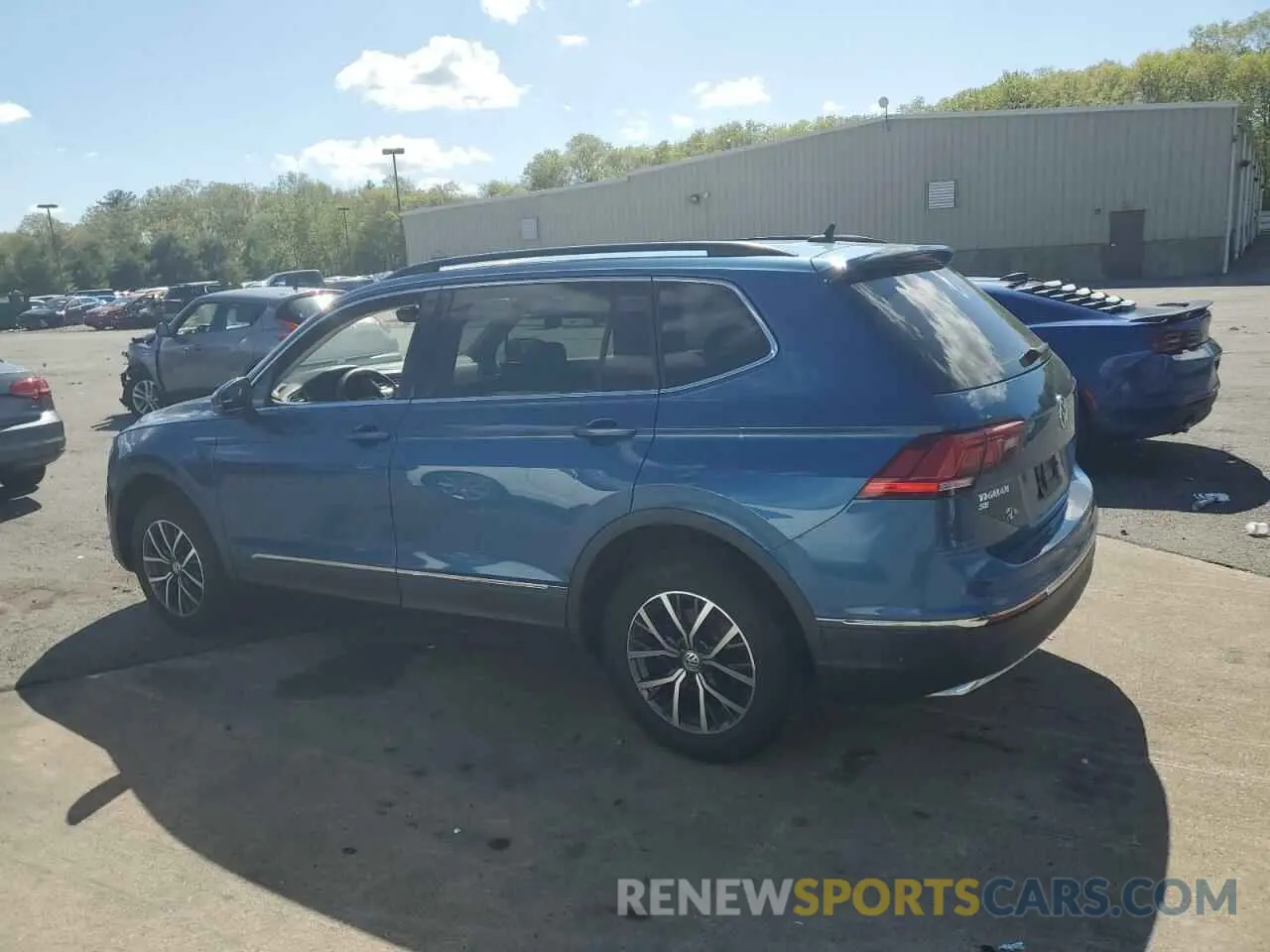 2 Photograph of a damaged car 3VV2B7AX5LM129250 VOLKSWAGEN TIGUAN 2020