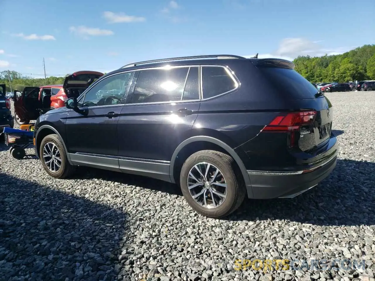 2 Photograph of a damaged car 3VV2B7AX5LM136778 VOLKSWAGEN TIGUAN 2020