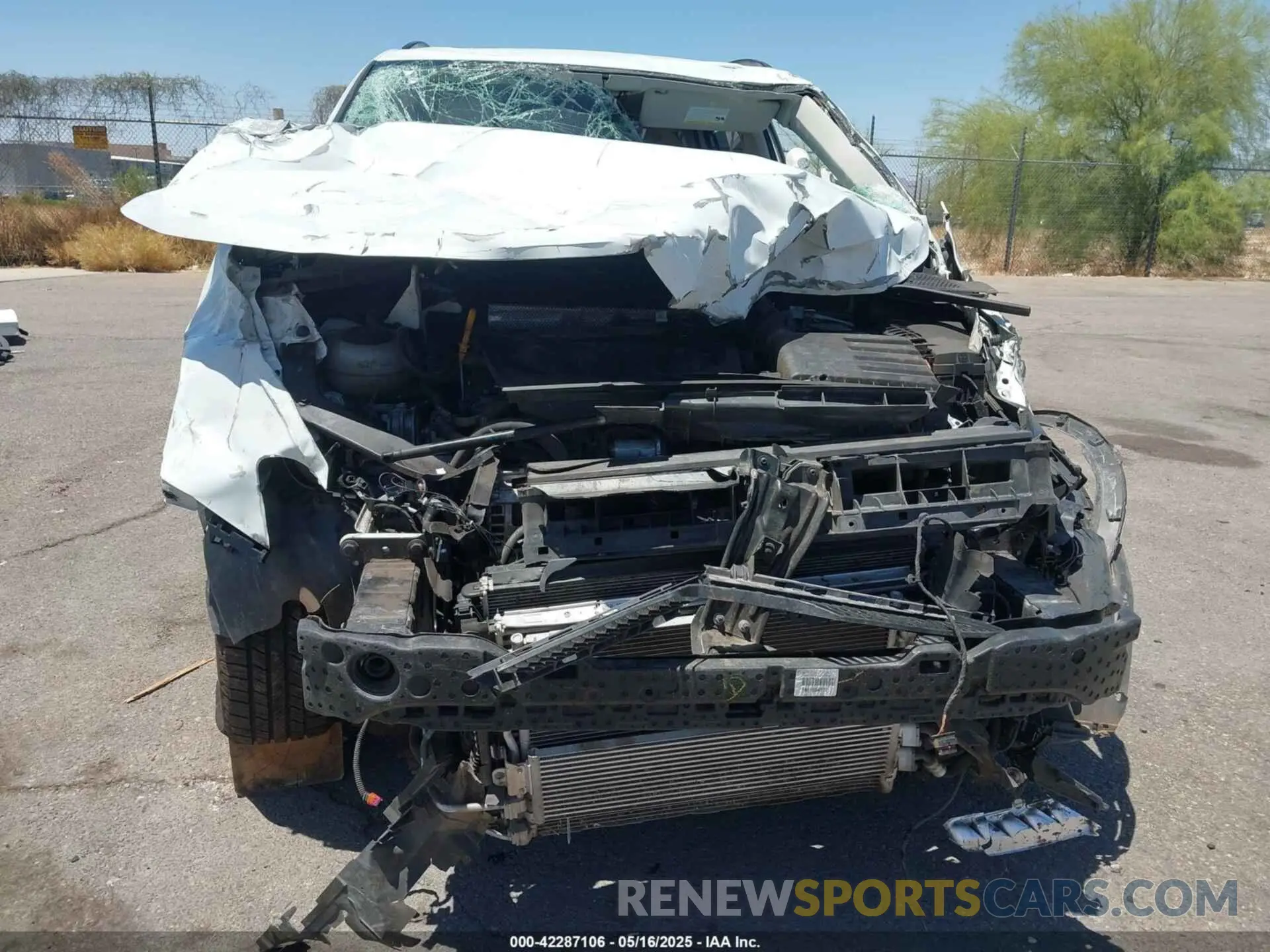 13 Photograph of a damaged car 3VV2B7AX6LM043638 VOLKSWAGEN TIGUAN 2020