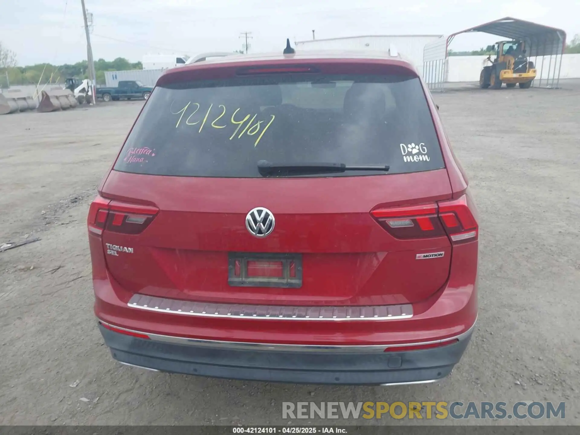 16 Photograph of a damaged car 3VV2B7AX6LM063792 VOLKSWAGEN TIGUAN 2020