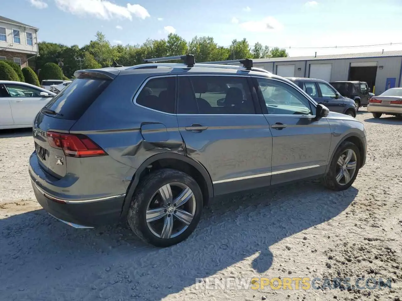 3 Фотография поврежденного автомобиля 3VV2B7AX6LM075862 VOLKSWAGEN TIGUAN 2020