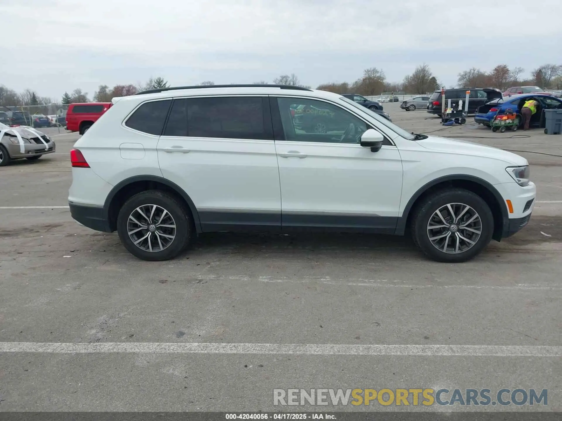 13 Фотография поврежденного автомобиля 3VV2B7AX6LM091916 VOLKSWAGEN TIGUAN 2020
