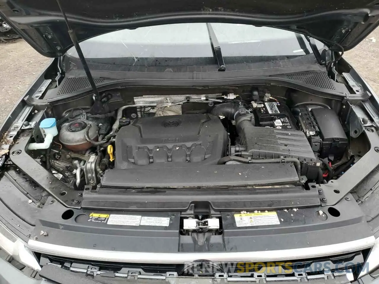 12 Photograph of a damaged car 3VV2B7AX6LM155310 VOLKSWAGEN TIGUAN 2020