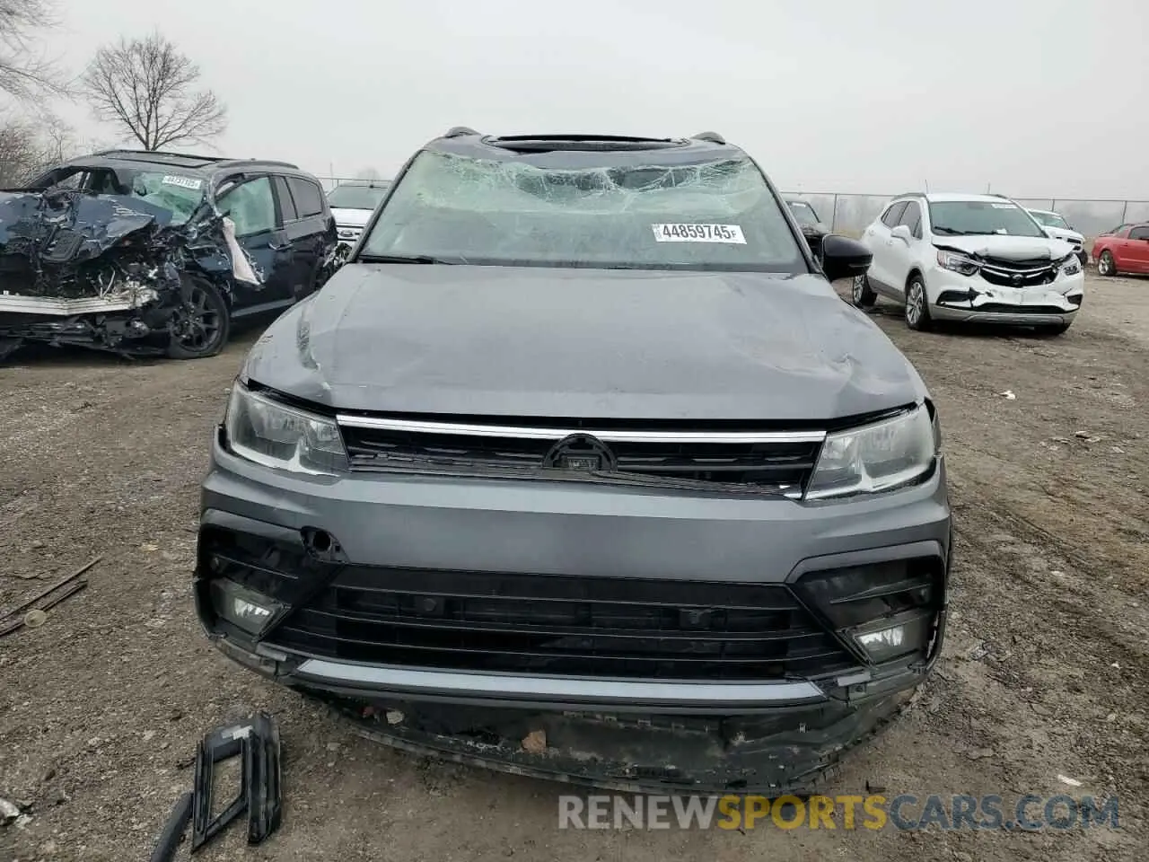 5 Photograph of a damaged car 3VV2B7AX6LM155310 VOLKSWAGEN TIGUAN 2020
