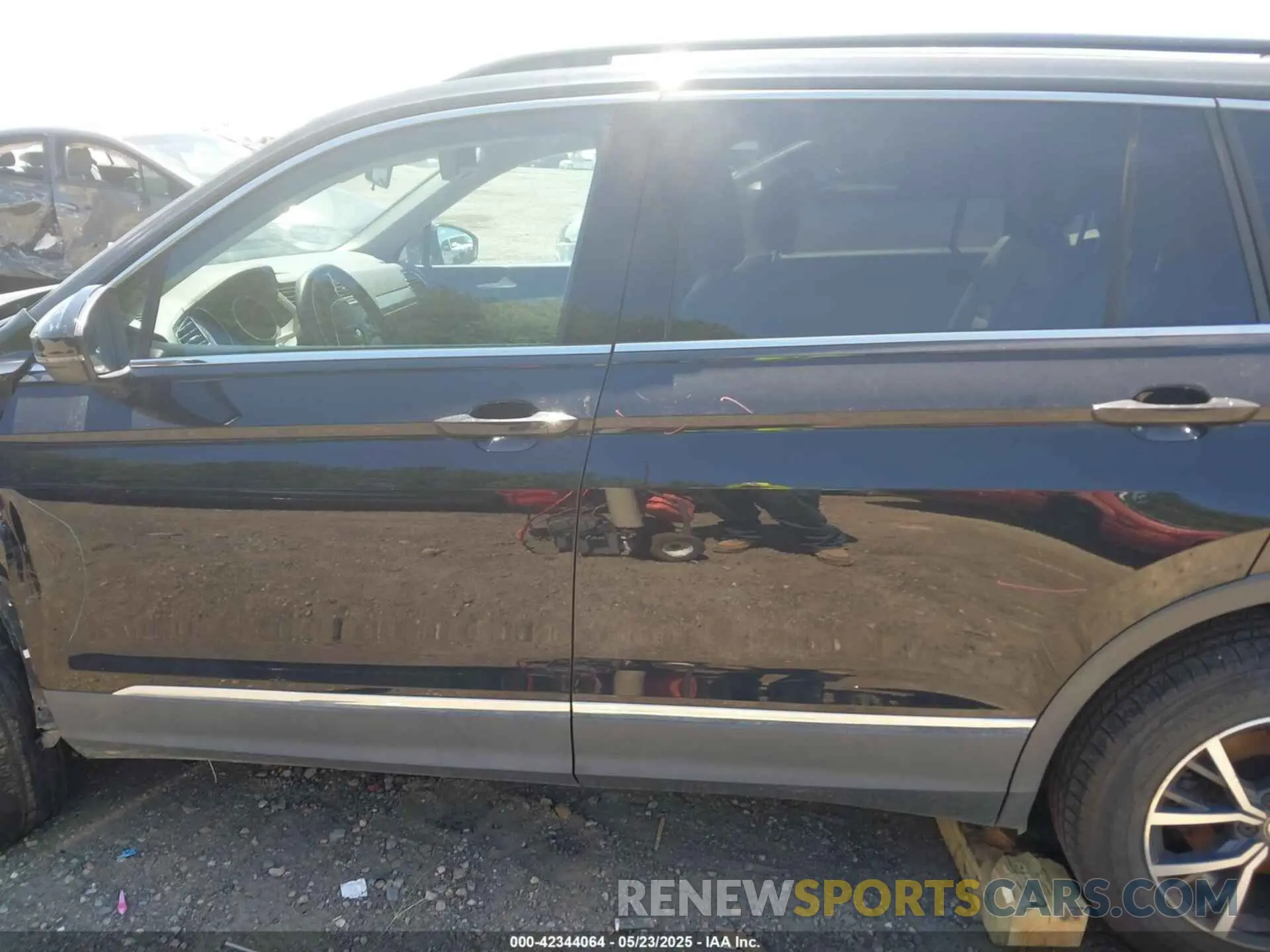 14 Фотография поврежденного автомобиля 3VV2B7AX7LM148379 VOLKSWAGEN TIGUAN 2020