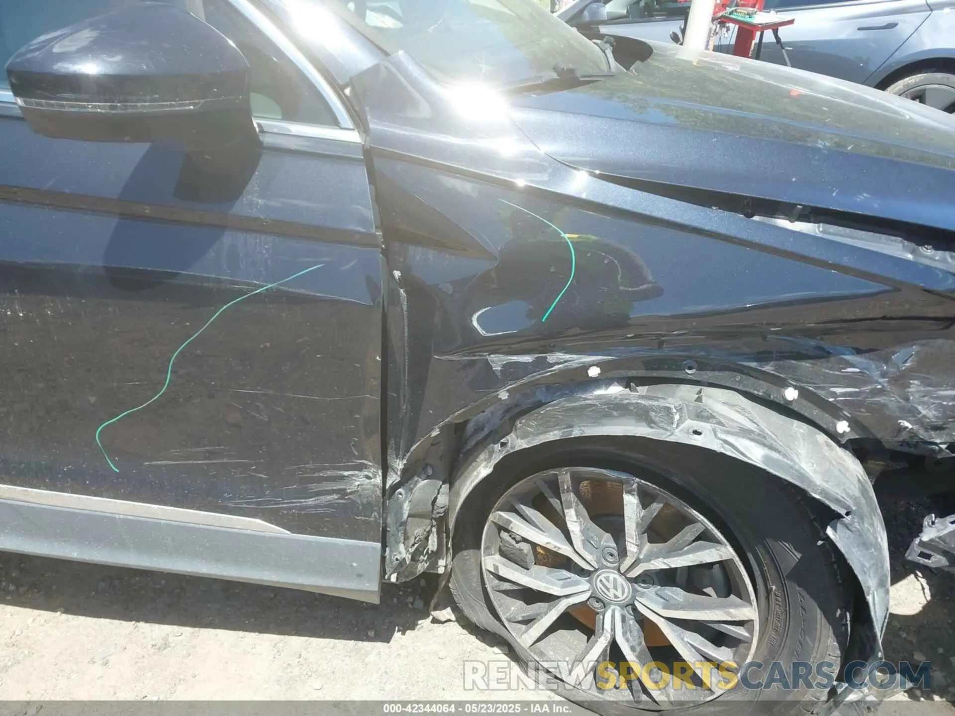 18 Фотография поврежденного автомобиля 3VV2B7AX7LM148379 VOLKSWAGEN TIGUAN 2020