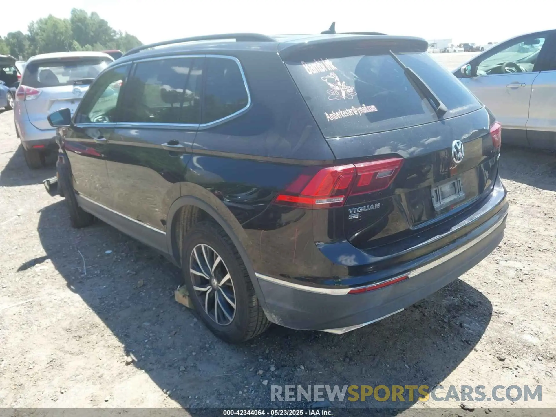 3 Фотография поврежденного автомобиля 3VV2B7AX7LM148379 VOLKSWAGEN TIGUAN 2020