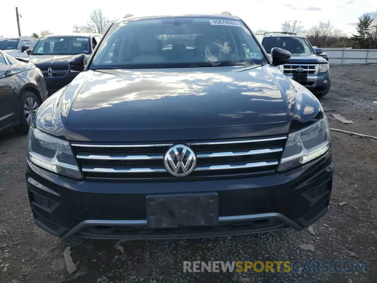 5 Photograph of a damaged car 3VV2B7AX8LM074390 VOLKSWAGEN TIGUAN 2020
