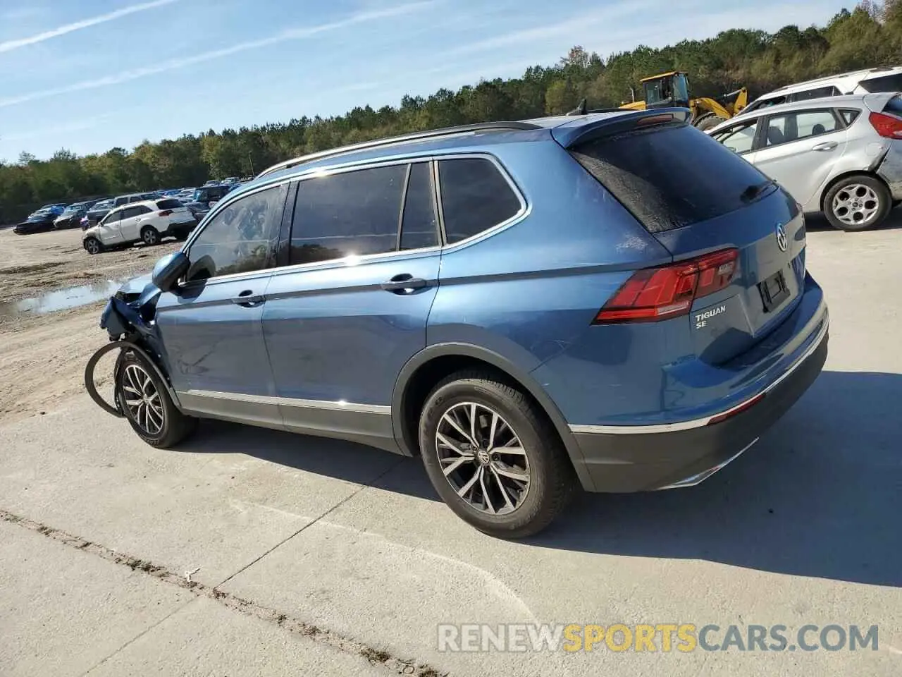 2 Photograph of a damaged car 3VV2B7AX9LM092655 VOLKSWAGEN TIGUAN 2020