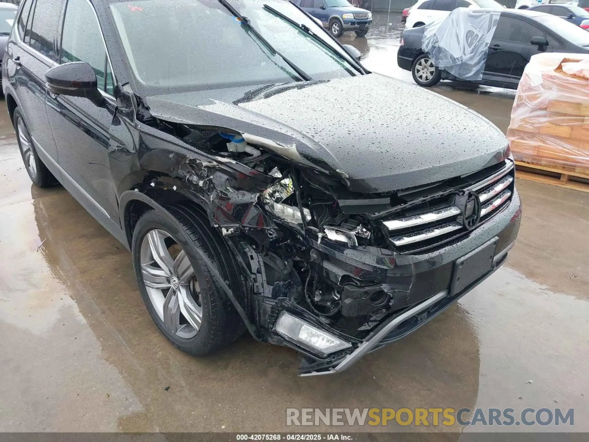 6 Photograph of a damaged car 3VV2B7AXXLM022419 VOLKSWAGEN TIGUAN 2020