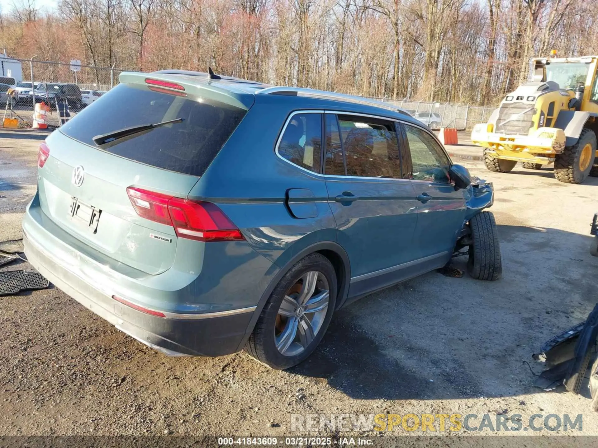 4 Фотография поврежденного автомобиля 3VV2B7AXXLM080949 VOLKSWAGEN TIGUAN 2020