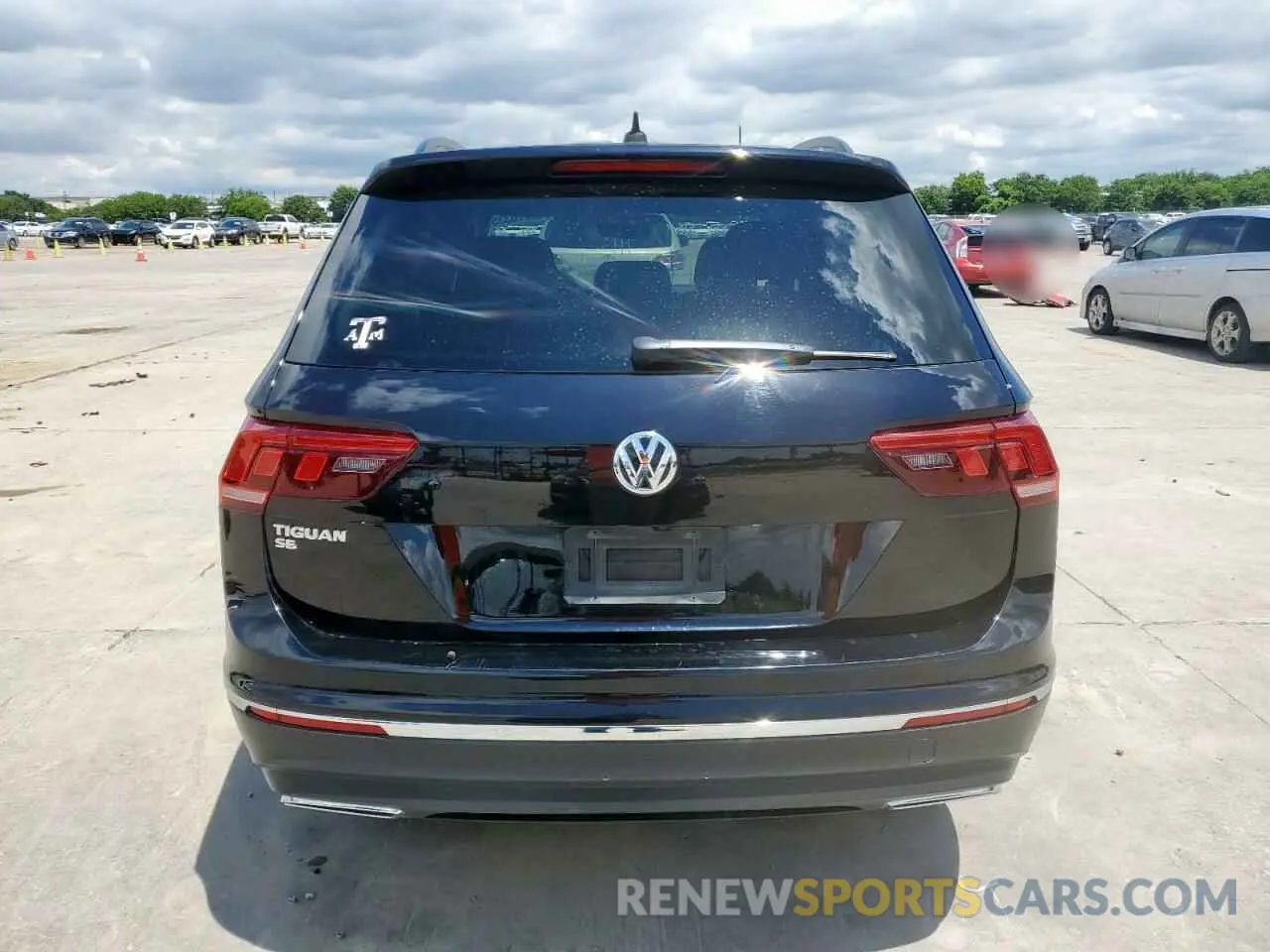 6 Photograph of a damaged car 3VV3B7AX1LM005027 VOLKSWAGEN TIGUAN 2020