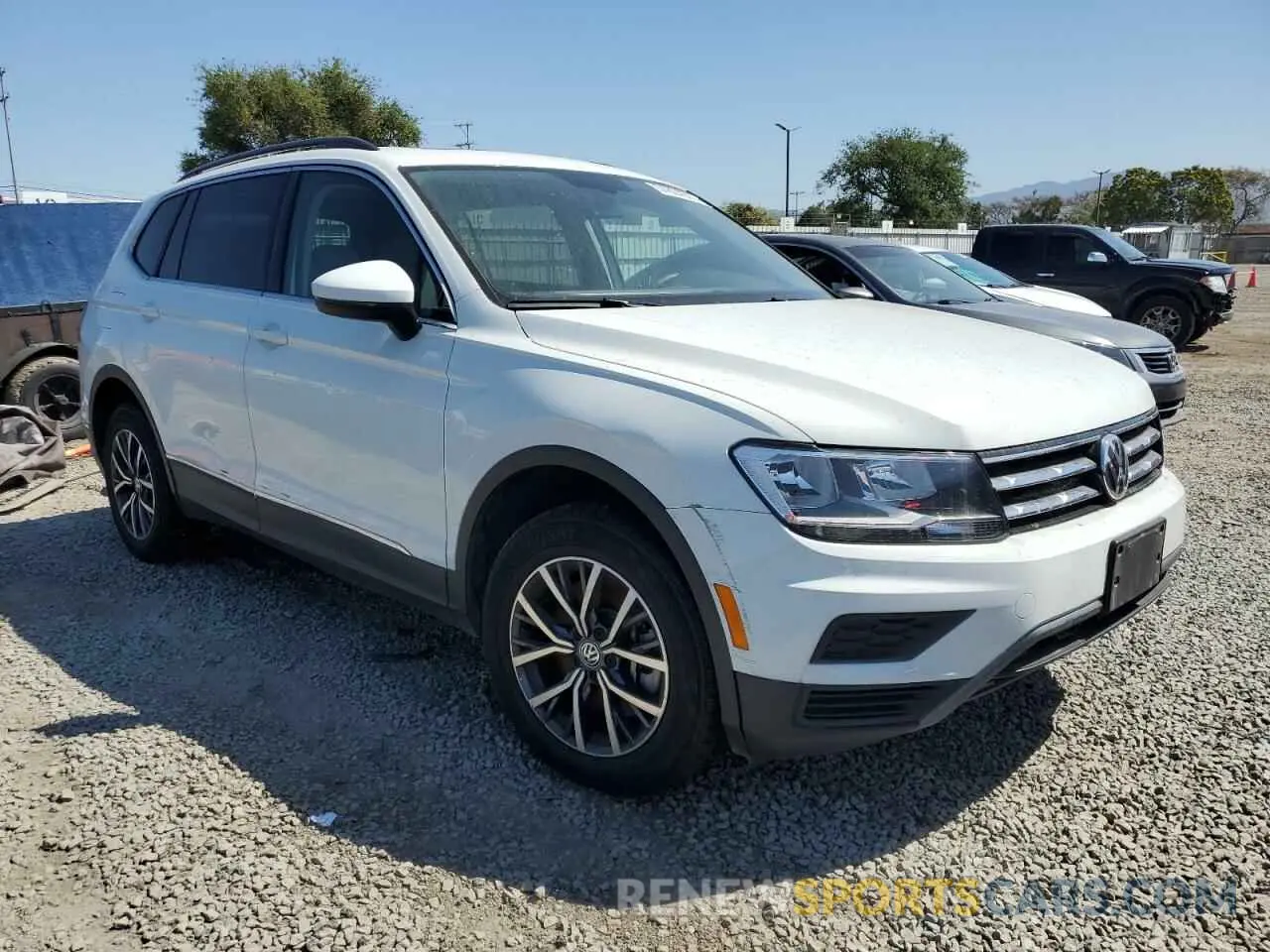 4 Фотография поврежденного автомобиля 3VV3B7AX1LM069603 VOLKSWAGEN TIGUAN 2020