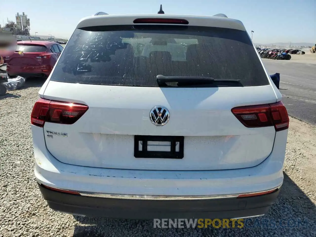 6 Фотография поврежденного автомобиля 3VV3B7AX1LM069603 VOLKSWAGEN TIGUAN 2020