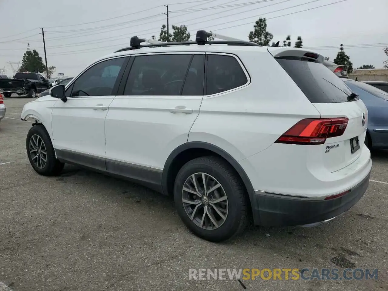 2 Photograph of a damaged car 3VV3B7AX3LM019348 VOLKSWAGEN TIGUAN 2020