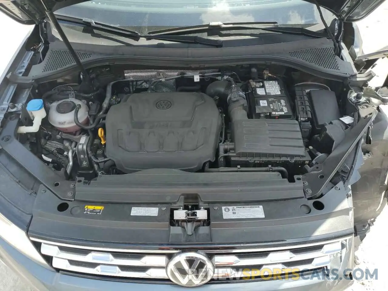 14 Photograph of a damaged car 3VV3B7AX3LM088556 VOLKSWAGEN TIGUAN 2020