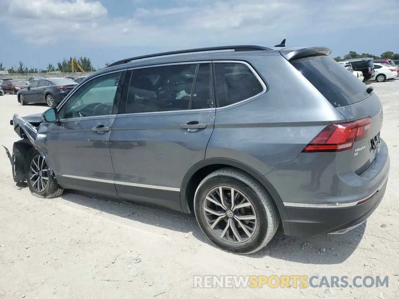 2 Photograph of a damaged car 3VV3B7AX3LM088556 VOLKSWAGEN TIGUAN 2020
