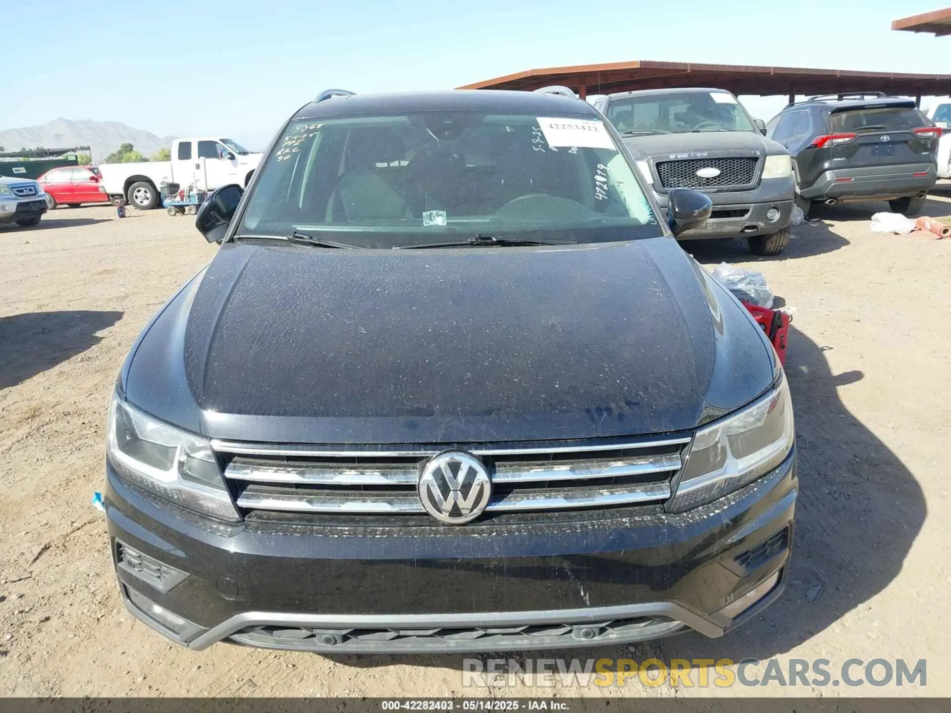 6 Photograph of a damaged car 3VV3B7AX3LM121409 VOLKSWAGEN TIGUAN 2020