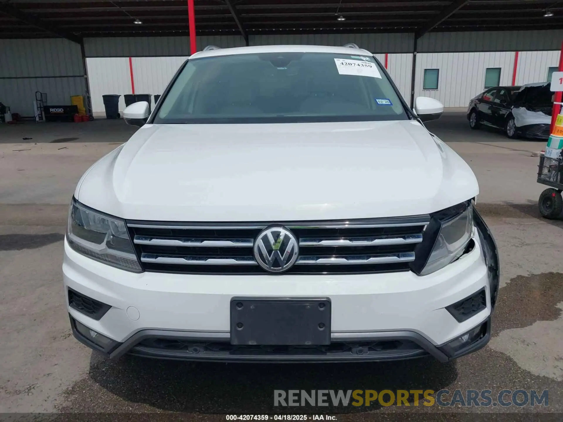 12 Фотография поврежденного автомобиля 3VV3B7AX4LM032609 VOLKSWAGEN TIGUAN 2020