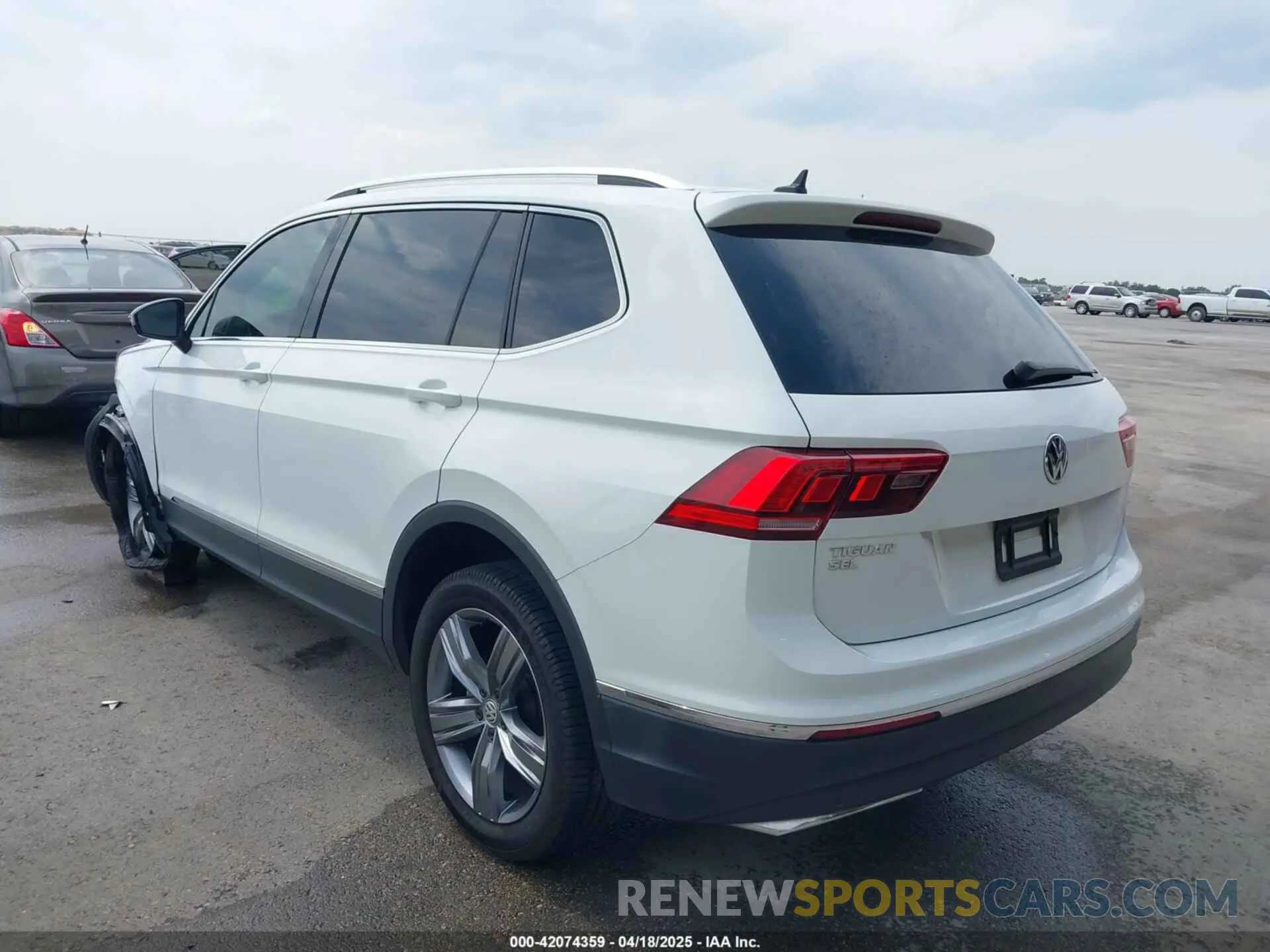3 Фотография поврежденного автомобиля 3VV3B7AX4LM032609 VOLKSWAGEN TIGUAN 2020