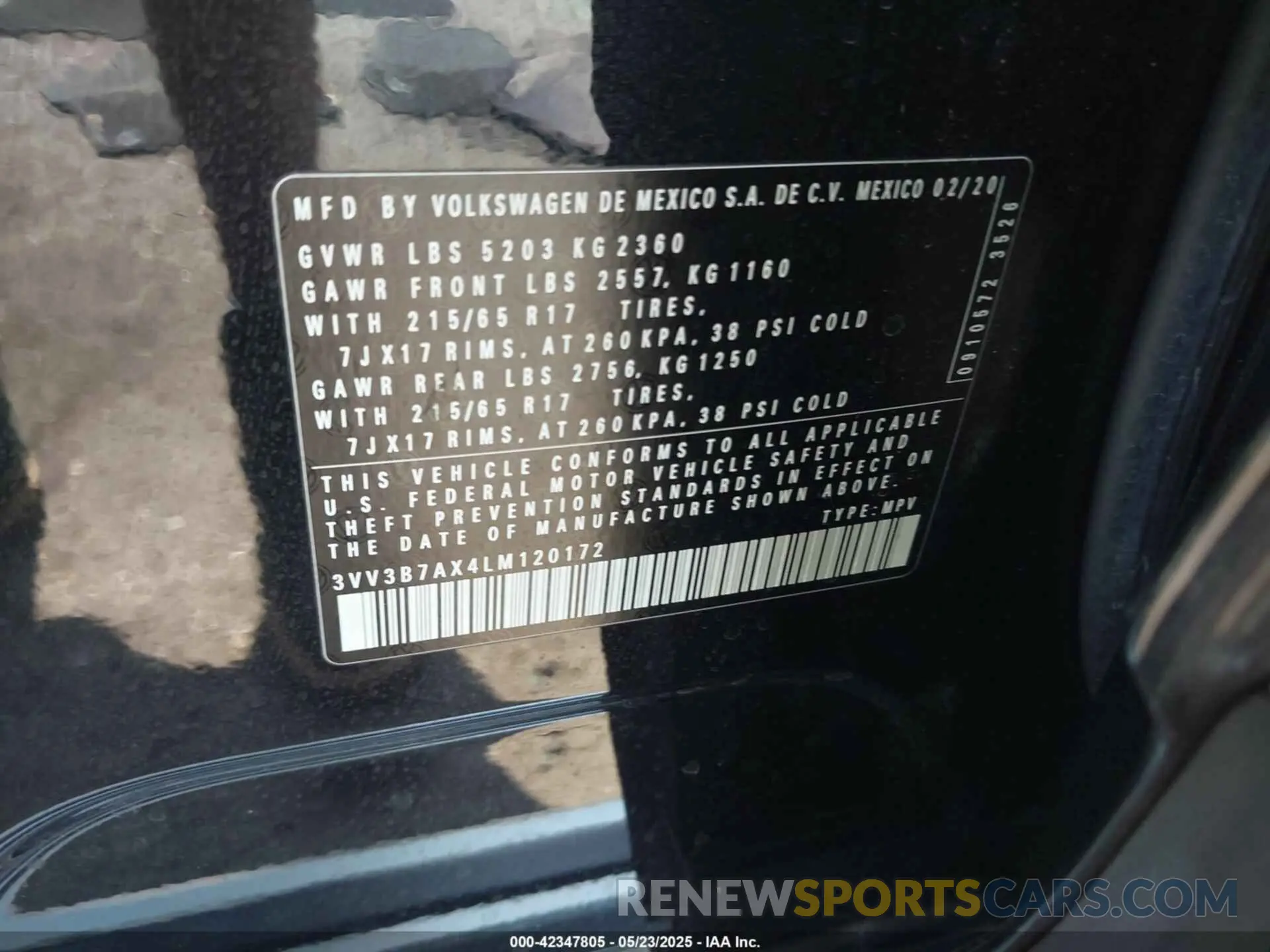 9 Photograph of a damaged car 3VV3B7AX4LM120172 VOLKSWAGEN TIGUAN 2020