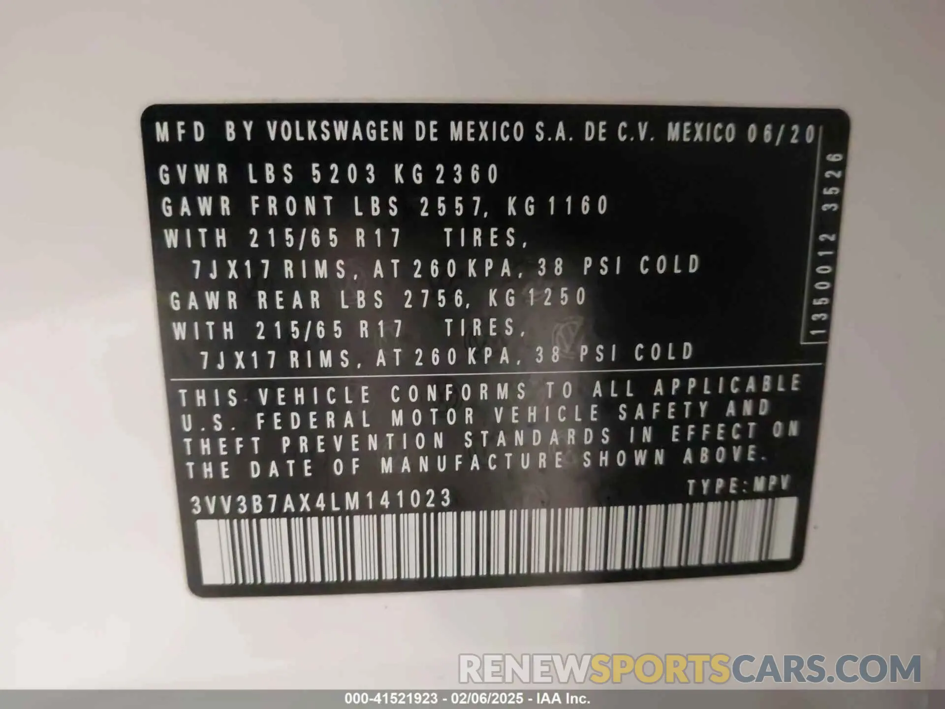 9 Photograph of a damaged car 3VV3B7AX4LM141023 VOLKSWAGEN TIGUAN 2020