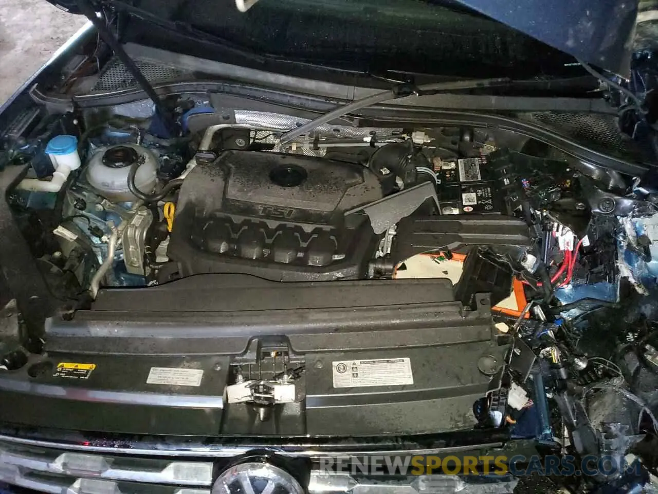 12 Photograph of a damaged car 3VV3B7AX5LM017570 VOLKSWAGEN TIGUAN 2020