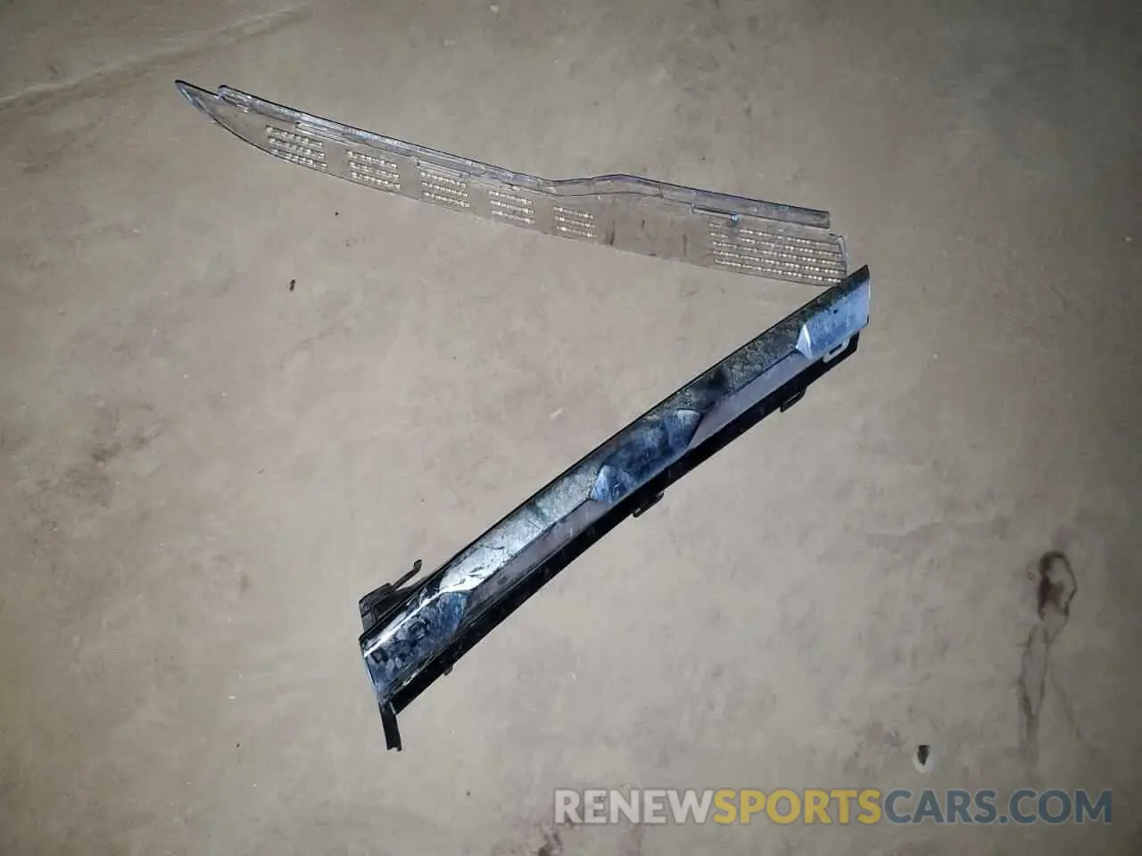 13 Photograph of a damaged car 3VV3B7AX5LM017570 VOLKSWAGEN TIGUAN 2020