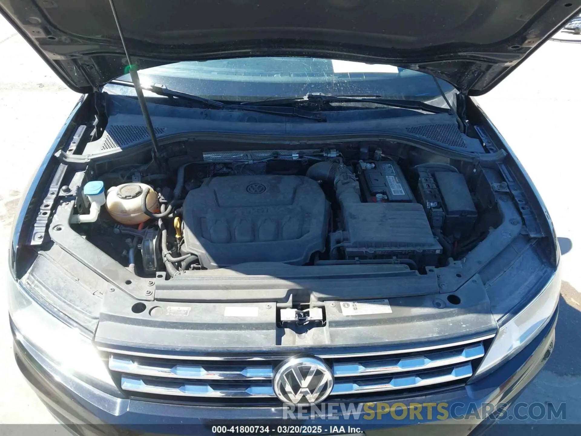 10 Фотография поврежденного автомобиля 3VV3B7AX6LM071413 VOLKSWAGEN TIGUAN 2020